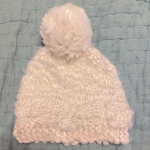 Adorable Betsey Johnson winter hat ❄️